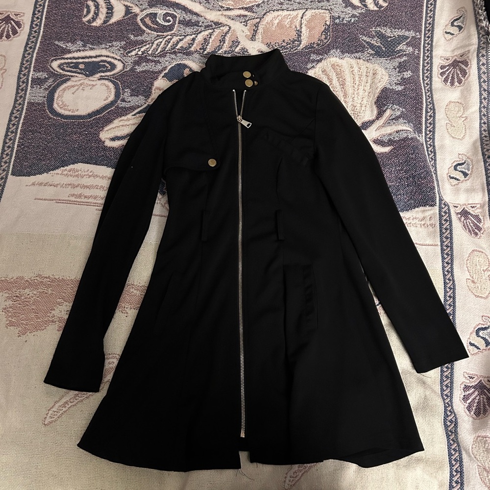 Black Trench Coat with Tailored Fit and Stand-Up Collar